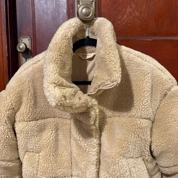 ALO Yoga Tan Fleece Puffer Jacket - Picture 6 of 9